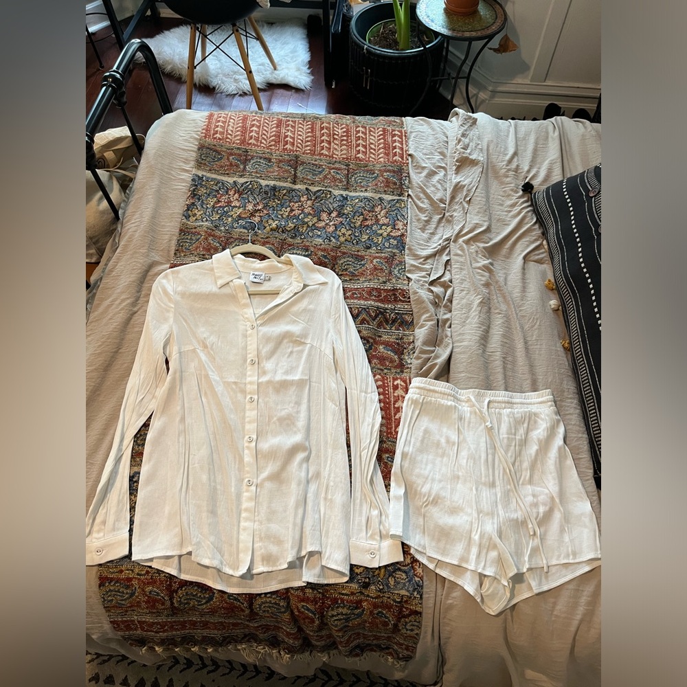 Matching princess Polly white long sleeve shirt and short set